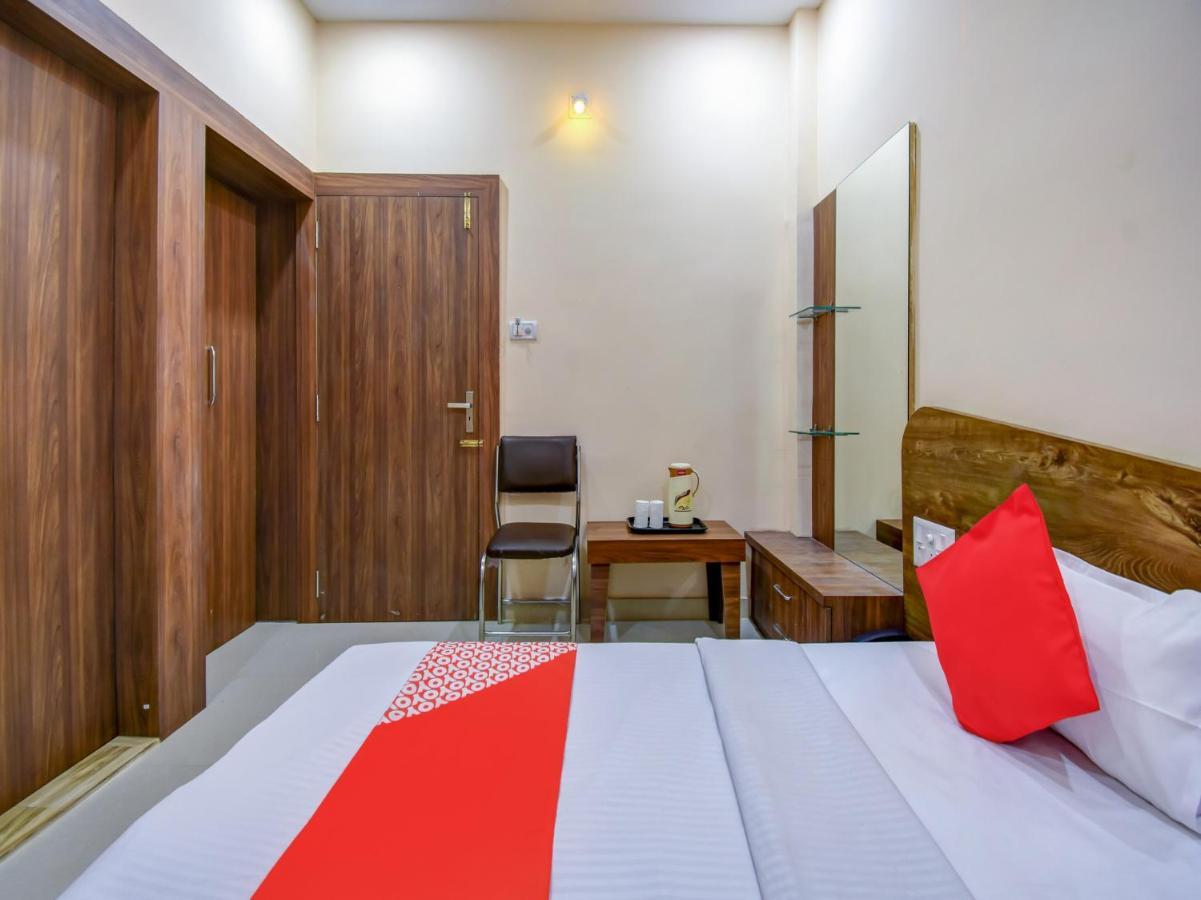 Oyo 79654 Pacific Hotel Jhārsuguda Kültér fotó