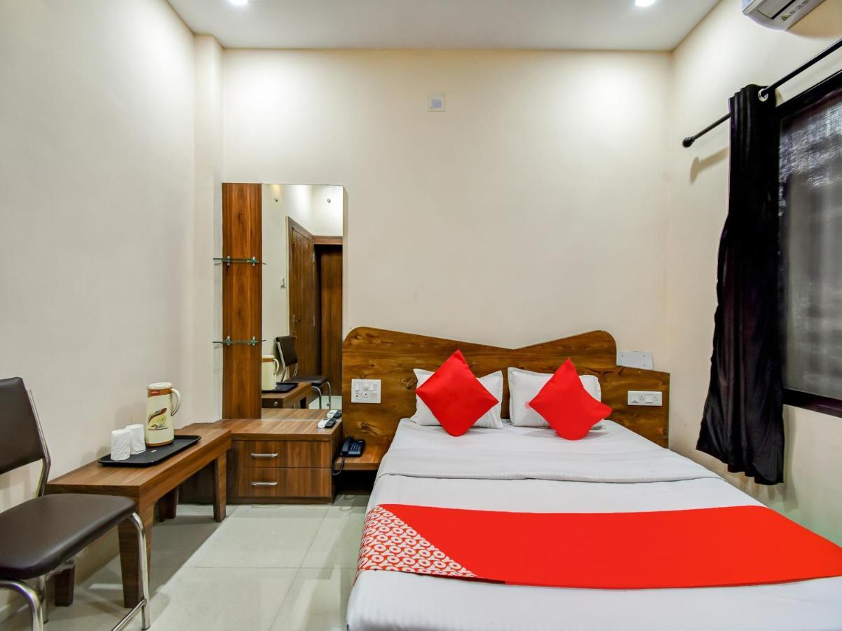 Oyo 79654 Pacific Hotel Jhārsuguda Kültér fotó